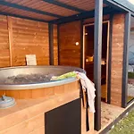 Voeroesko Villa- Titkari Szauna Es Jakkuzi Hasznalattal