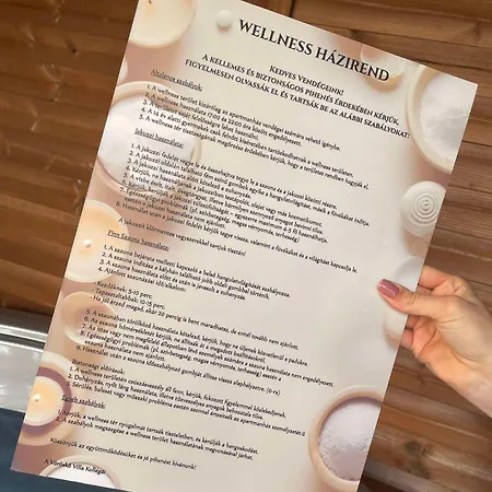 Voeroesko Villa- Titkari Szauna Es Jakkuzi Hasznalattal Balatonalmadi